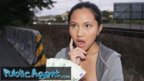 Public Sex fickt schöne Asiatin May Thai von hinten - HD - 11:32 video - from Vidzx