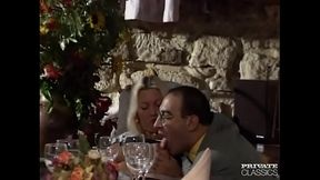 Linda, Gangbang in the Restaurant - SD - 17:46 video - from XVideosRed