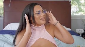 Garage Banned - Ashlyn Peaks, Zoey Sinn / Brazzers / stream full from www.zzfull.com/bann - HD - 1:08 video - featuring Zoey Sinn - from XVideos