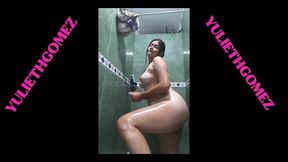 I Masturbate in My Brother-in-law's Bathroom and Record Myself. Do You Want to See It? ( Casero Real) - HD - 10:20 video - from FapHouse