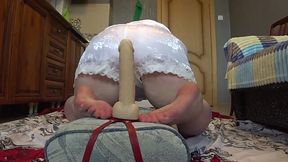 Chunky milf rides dildo, shakes juicy PAWG and big tits in homemade fetish vid - HD - 10:28 video - from XXXShake