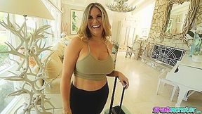 Big Titty Beautiful Curvy Big Butt Milf Abby Rose Lactating Nipples & Warm Tropical Squirt - Abby Rose - HD - 7:59 video - featuring Abby Rose - from Ooxxx