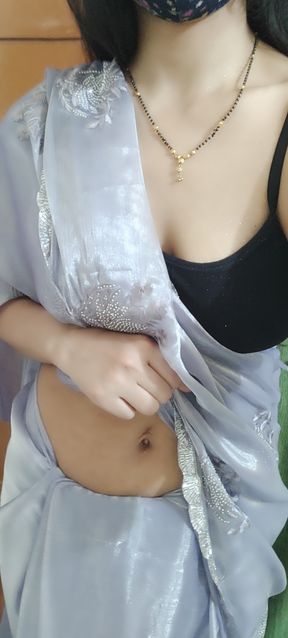 Bhabhi looking hot in saree - HD - 15:07 video - from xHamster