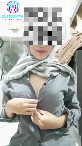 Indonesian Hijab Porn with Big Breasts - HD - 5:16 video - from FapHouse