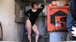 German MILF fucks a mechanic spontaneously in the basement - HD - 6:03 video - from xHamster