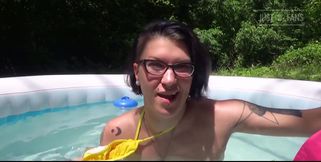 Shy, Quickie Smoke - HD - 1:12 video - from xHamster