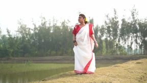Bengali Look Hot and Sexy - HD - 6:12 video - from xHamster