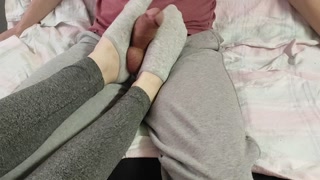 Cuddle with my Socks - HD - 7:58 video - from Pornzona
