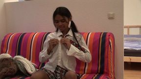 Thai Schlampe fingert sich nach geilem fick mit deustchem - HD - 29:19 video - from xHamster