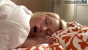 Lesbo girl gets finger fucked on both holes while lover licks her pussy - HD - 8:12 video - from xHamster