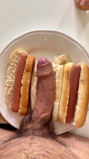 Amateur big-dicked guy gets exposed on OnlyFans - HD - 0:08 video - from R4wd