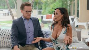 Tempting cougar with massive juggs Lisa Ann in new sex video! - HD - 12:00 video - from Xozilla