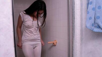 She cant stop admiring her curves - HD - 8:00 video - from Faperoni