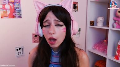 Dva Owerwatch Cosplay. Gamer Girl Ride Dildo & Sucking Cock While Playing - HD - 12:53 video - from Juicexxx