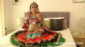 Jasmine Mathur Porn Devi From Gujarat In Traditional Indian Garba Dress Stripping Naked - HD - 1:35 video - from XVideos