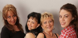 Old and Young Lesbians Sex Party sees 4 horny lesbian women go down on each other - HD - 30:33 video - from Mature.nl