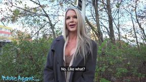 Public Sex - Blondine Britische MILF schlampig im Freien POV Public Blowjob Englischlehrer Hardcore Sex - HD - 13:10 video - from Vidzx