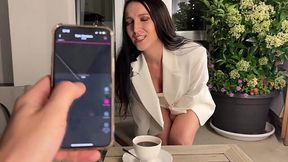 Amateurs had a spiced up first date, as he controlled her vibrator - HD - 14:11 video - from AnySex