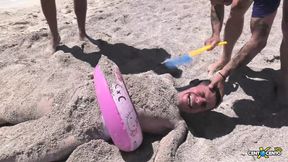 A slut among the Dunes - HD - 41:07 video - from xHamster
