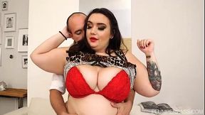 Sexy Busty Babe Curvy Quinn Helps Hubby Get Hard - SD - 5:00 video - from XVideos
