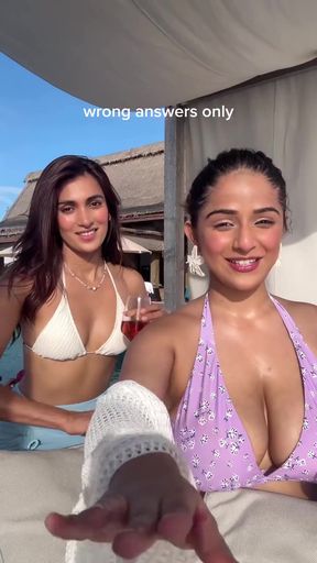 Desi Indian GF shows off her huge natural tits - HD - 0:30 video - from R4wd