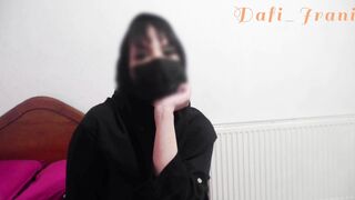 منشی فضول بعد از کلی سوال پرسیدن از رئیسش راجب زنش،سعی میکنه رئیسش تحریک کنه و...(مکالمه فارسی) - HD - 10:07 video - from DaNude