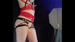 More behind-the-scenes from this decorative rope bondage shoot with DG Photo art. Now with suction cups on my nipples! - HD - 2:10 video - from XVideosRed