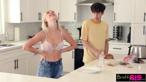 Braylin Bailey tells Stepbro, "Step brothers are supposed to have itty bitty cocks" S19:E6 - HD - 15:08 video - from xHamster