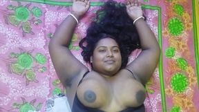 Seema Bhabhi caught by Devar while she was fingering her pussy, Hindi audio - HD - 14:23 video - from xHamster