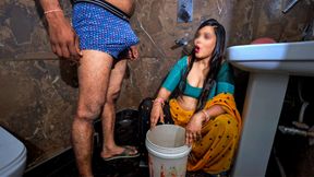 mami bhanja Affair- woww! mota loda, teri mami aaj chudna chahti h, desi indian slut painful sex in bathroom by her bhanja. - 4K - 10:48 video - from xHamster