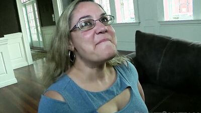 Chubby Amature Blonde Milf Gets A Big Dick Rajshot - HD - 21:28 video - from MomVids