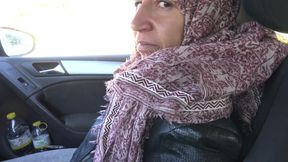 Turkish Muslim Woman Gives Perverted American Man a Handjob in His Car - 5:06 video - from FapHouse