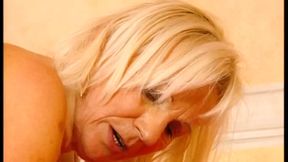 Mature mom fucked by young cock - HD - 17:15 video - from xHamster