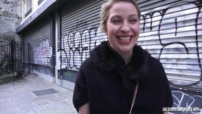 Emilie, 29 years old, accountant! - mommy - HD - 40:00 video - from Analdin