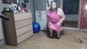 SSBBW New Rubber Apron and Not Underneath - HD - 2:57 video - from xHamster