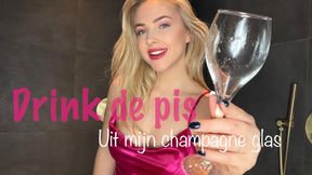 DRINK DE PIS UIT HET CHAMPAGNEGLAS. - HD - 5:25 video - from LoyalFans