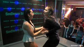 lesbians dancing - party - HD - 22:32 video - from Analdin