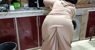 Egyptian Sharmota Get Her Pussy Wet in Kitchen Arabic Big Woman - 8:56 video - from FapHouse