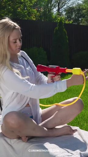Outdoor Clubsweethearts Snip - 4K - 0:15 video - from AdultPrime