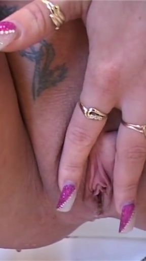 Must-see moment from "Amateur-Golden Shower Nr.16 (Full Movie)" - HD - 0:30 video - featuring Nikki Luv - from xHamster