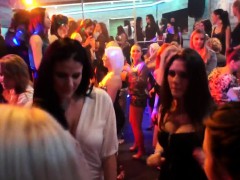 Party sluts gobbling cock - HD - 10:10 video - from DrTuber