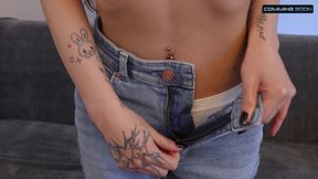 The first solo or lollipop is not as interesting as jerking off to yourself - 4K - 9:46 video - featuring Luna Evans - from xHamster