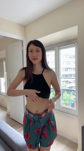 Busty babe bounces her huge natural tits - HD - 0:06 video - from Boinkz