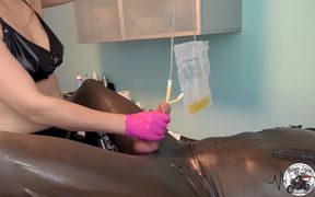 Hanna Engels - Rinsed Out and Wanked off! Martina's Monthly Check-up - HD - 22:13 video - from FapHouse