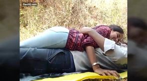 Indian Gf fuck with bf Jangal Me KI Ya Mangal - 9:02 video - from Xtits
