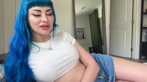 Step Sister's Guide to Unwinding: Jewelz Blu in a Household Fantasy with Scott Stark - HD - 16:48 video - from JuicyVid
