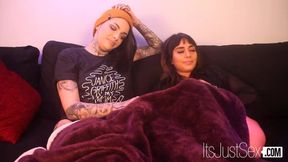 Janice Griffith Destroys Leigh Raven's Asshole With Dildos (Lesbian Anal Virgins) - HD - 35:32 video - featuring Janice Griffith - from xHamster