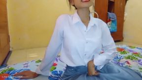 Silvana asks her stepsisters to go to school but ends up making love - 4K - 7:54 video - from xHamster