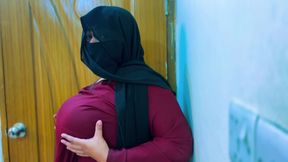 Egyptian Hot Maid Gets Super Horny & Start Masturbat in Office Room & Boss Start Handjob by Saw Her - HD - 1:34 video - from FapHouse