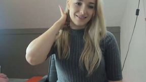 This webcam model's booty is so delicious and squishy and she got a donk - 64:37 video - from MyLust